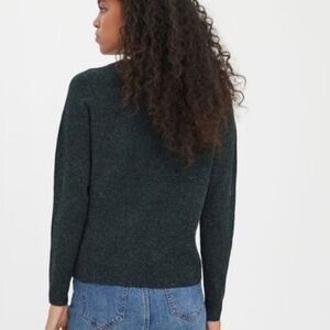 O-NECK LONG SLEEVED‎ BLOUSE military green